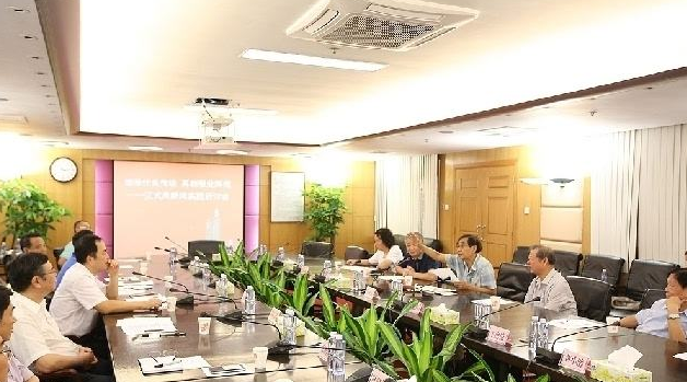 “買什么基金 10月份買什么基金可信?” “買什么基金 10月份買什么基金可信?”